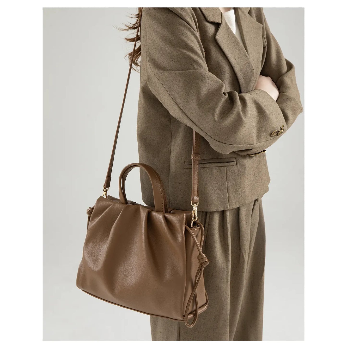 Aviro Tote Bag