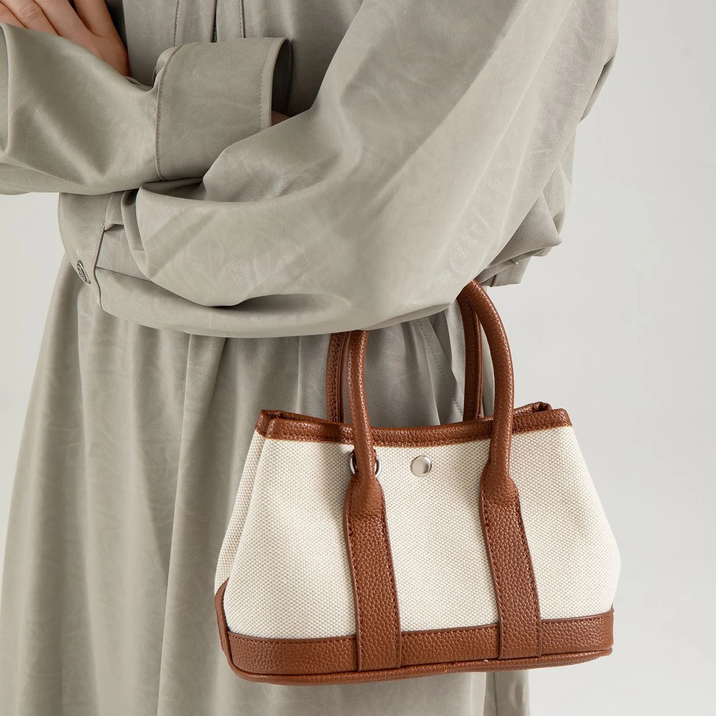 Livrelle Crossbody Bag