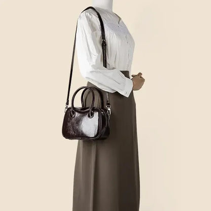 Kavro Shoulder Bag