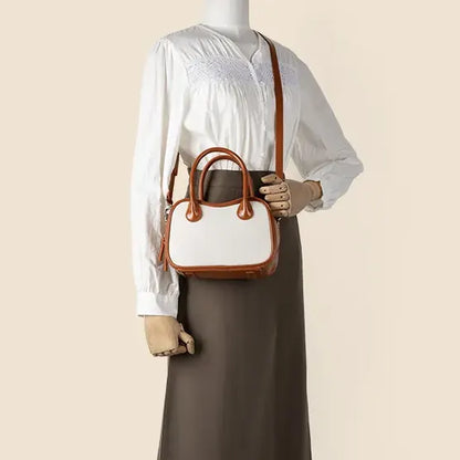 Kavro Shoulder Bag